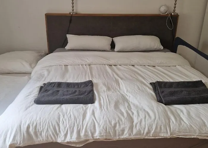 90m2 In Eg Mit Garten Apartament
