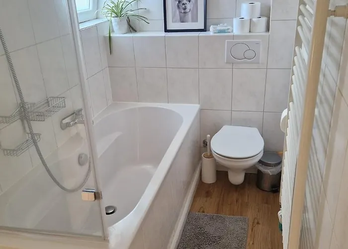 90m2 In Eg Mit Garten Apartament *